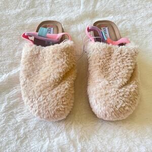 NEW Steve Madden Jkathyy Natural Plush Faux fur platform